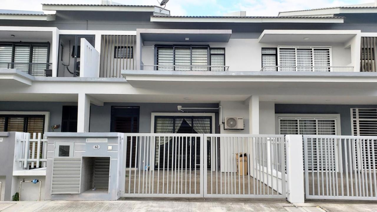 Sr Home-Stay @ Klia Kuala Lumpur Kültér fotó